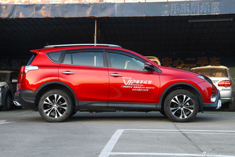 2015款RAV4 2.5L自动四驱尊贵版