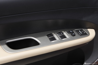 2014款景逸X3 1.5L手动尊享型