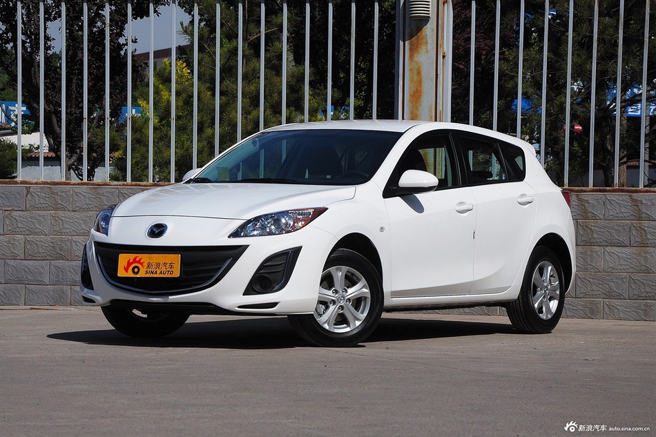 2015款马自达3星骋两厢1.6L手动舒适型