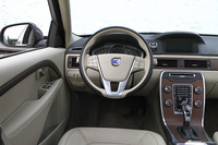 2015款沃尔沃S80L 2.0T自动 T5智雅版