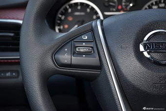 2016款蓝鸟1.6L自动智酷版