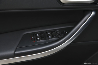 2016款观致3都市SUV 1.6T自动致臻型