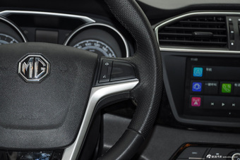 2015款锐腾 1.5T自动四驱豪华版