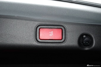 同级新标杆推双造型.实拍奔驰新款E级