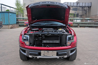 2011款福特F-150 6.2L自动SVT Raptor SuperCab图片
