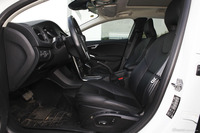 2016款沃尔沃V40 2.0T自动 T4 智雅版