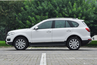 2015款哈弗H8 2.0T四驱尊贵型