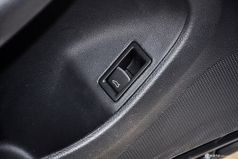 2014款速腾改款1.4TSI自动旗舰版