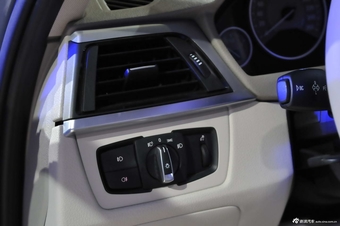 2013款宝马3系混动