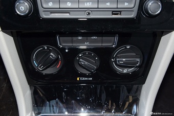 2016款宝来1.4T自动舒适型230TSI