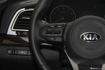 2015款起亚K4 1.8L自动DLX Special