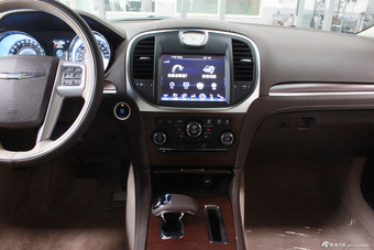 2014款克莱斯勒300C到店实拍