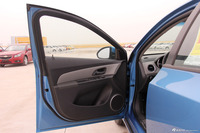 2012款科鲁兹1.6SE手自一体舒适版