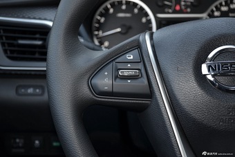 2016款蓝鸟1.6L自动智炫版