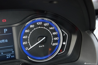 2016款昌河Q25 1.5L自动乐享版