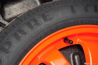 2015款捷豹XJL80周年版