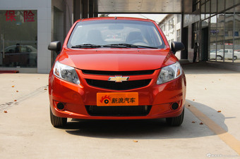 2010款新赛欧三厢1.2L手动时尚版图片