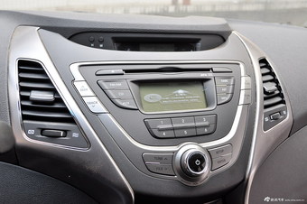 2012款朗动1.6L手动时尚型