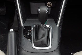 2015款马自达CX-5 2.0L自动两驱舒适型