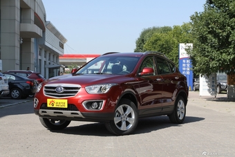 2015款奔腾X80 2.0L自动舒适型