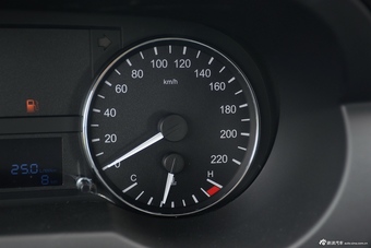 2016款瑞风M3 1.6L手动豪华智能型宜家版