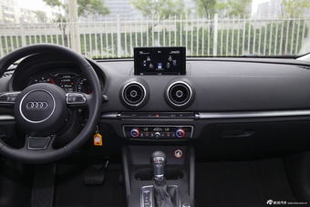 2015款 奥迪A3 Sportback 40TFSI豪华型