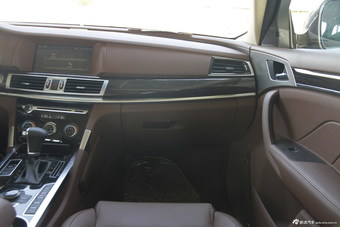 2016款哈弗H7 2.0T自动两驱豪华型