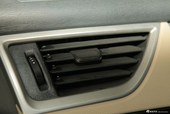 2013款艾瑞泽7 1.6CVT致尚版