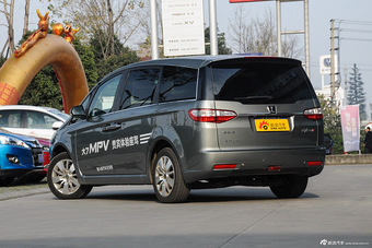 2013款大7 MPV 2.0T自动豪华型