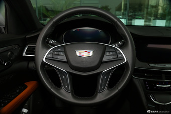 2016款CT6 2.0T自动28T领先型