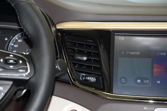 2016款传祺GS8 2.0T自动基本型