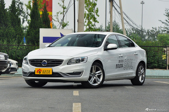 2015款沃尔沃S60L 2.0T自动T5智驭版