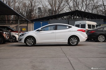 2015款朗动1.6L自动时尚型