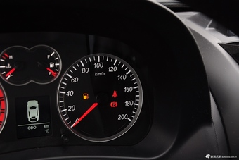 2015款哈佛H5智尊版2.0T手动两驱尊贵型