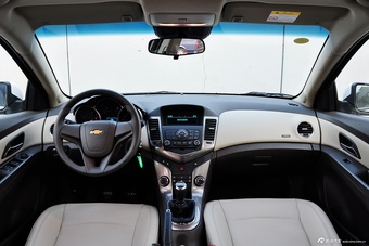 2015款科鲁兹1.5L经典 SE MT