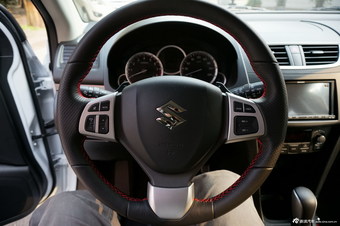 2014款速翼特到店实拍