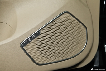 2014款海马M8 2.0L自动舒适型