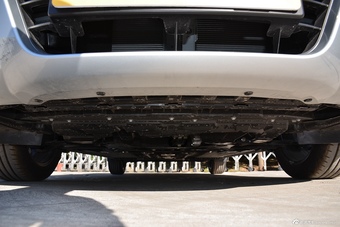 2016款蓝鸟1.6L自动智酷版