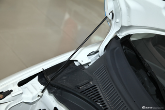 2013款雨燕1.5L自动运动型