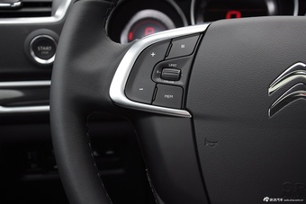 2015款雪铁龙C4L 1.6T自动尊贵版