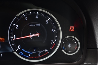 2017款宝马5系2.0T自动528Li豪华设计套装