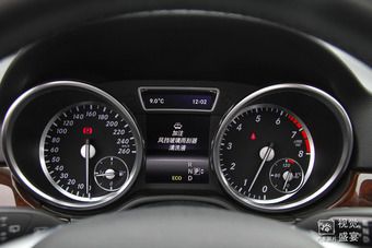 2015款奔驰ML400 4MATIC动感型