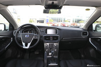 2016款沃尔沃V40 2.0T自动 T4 智雅版