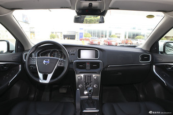 2016款沃尔沃V40 2.0T自动 T4 智雅版图片