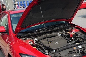 2015款马自达睿翼2.0L自动精英版