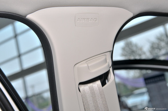 2012款福克斯三厢1.6L自动尊贵型