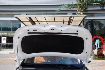 2014款起亚K4 1.6T自动Turbo