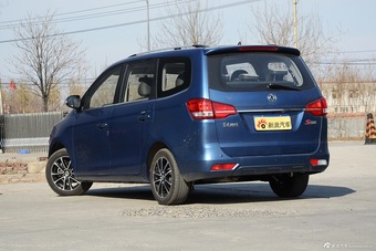 2016款风行S500 1.6L自动尊享型