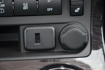 2014款昂科雷3.6L自动智享旗舰型四驱