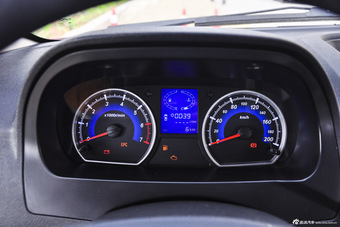 2015款开瑞K50 1.5L手动豪华型